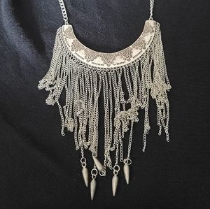 Silver color silver chain fringe necklace